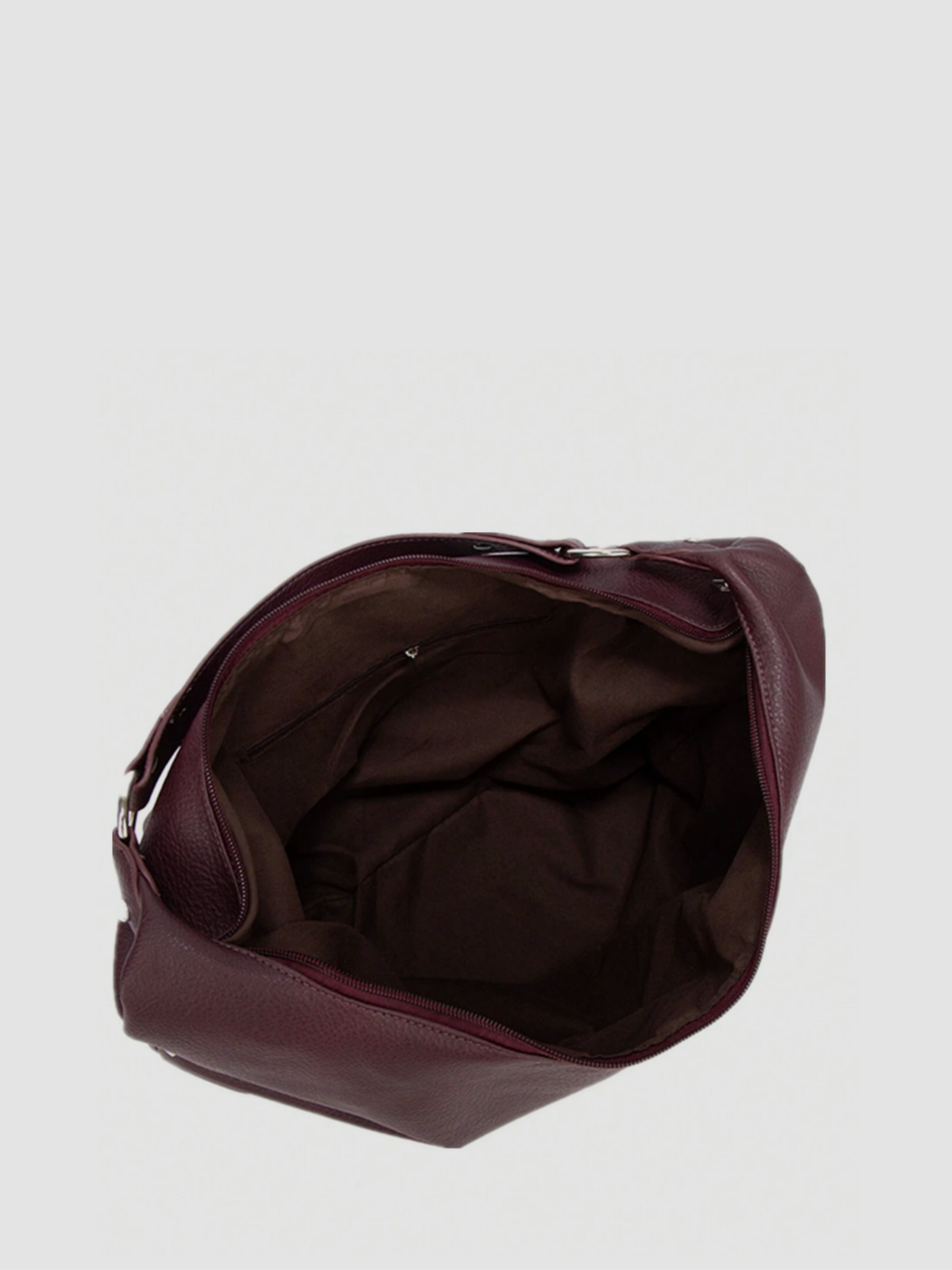 [strip: Practical Inner Pockets | Organization made easy: A zippered inner pocket keeps valuables like keys or cards safe. An additional inner compartment keeps your phone and essentials within reach, without any rummaging.]