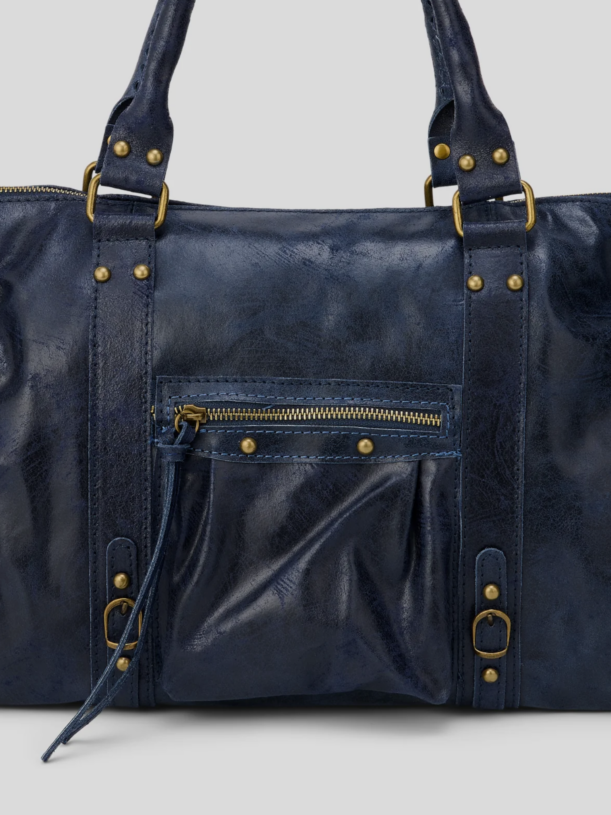 [strip: 6 Monate Bellamire-Garantie | Gut zu wissen: Für dieses Produkt gilt die 6-monatige Bellamire-Garantie. Bei Material- oder Verarbeitungsfehlern reparieren oder ersetzen wir die Tasche.]