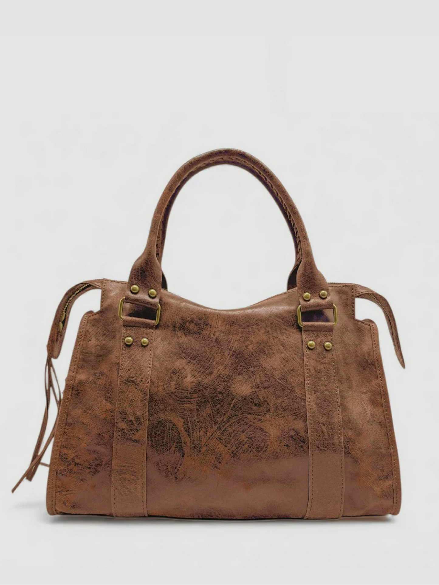 [strip: Made in Italy | Crafted in our manufactory in Italy – with careful handwork and an eye for detail.]