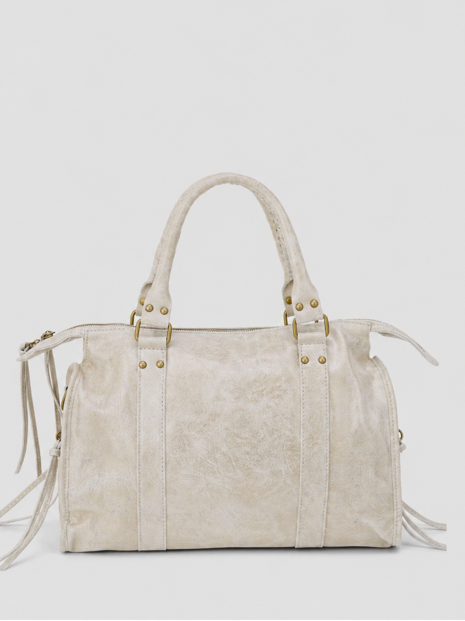 [strip: Made in Italy | Crafted in our manufactory in Italy – with careful handwork and an eye for detail.]