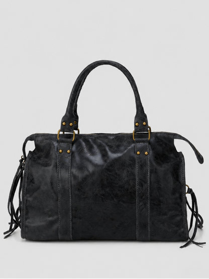 [strip: Made in Italy | Crafted in our manufactory in Italy – with careful handwork and an eye for detail.]